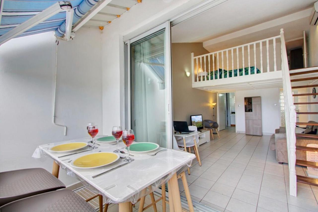 Le Studio Des Aigrettes - Saint Gilles Les Bains Apartment ภายนอก รูปภาพ